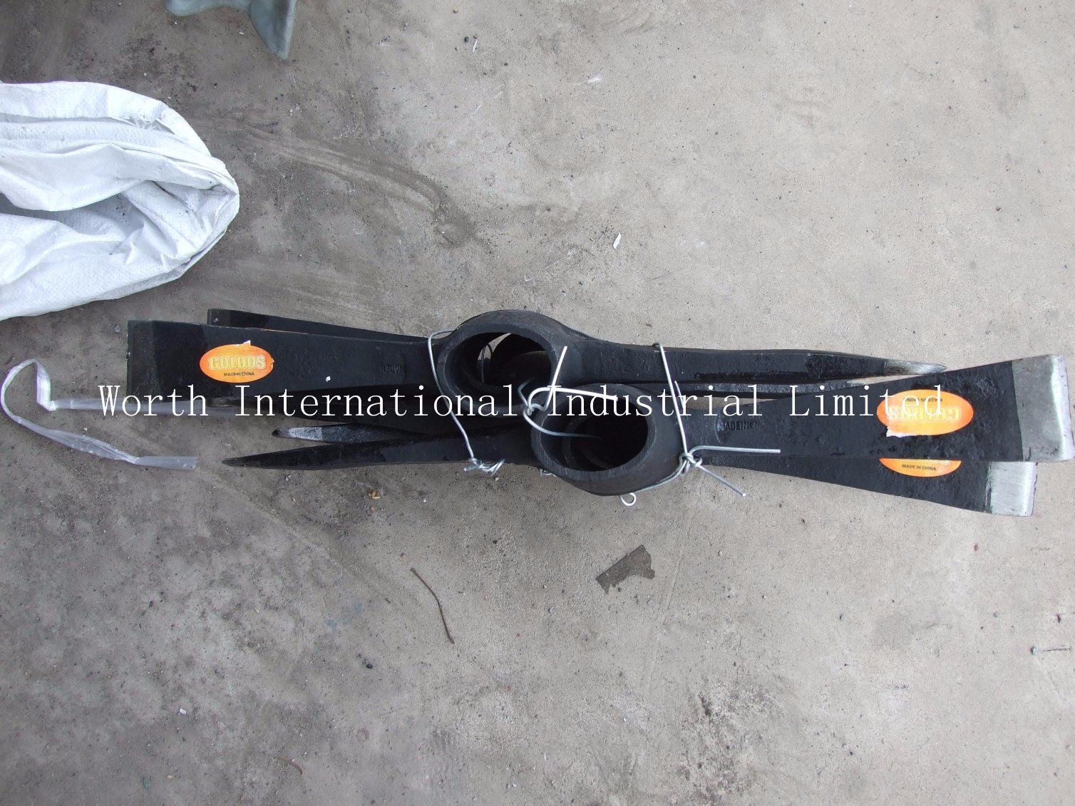 Hmmer Forged Pickaxe and Pick P406ihb